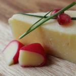 Edlong Natural Cheddar Taste – Sharp, buttery flavor for snacks, salad dressings, sauces, and more. Water & oil dispersible.